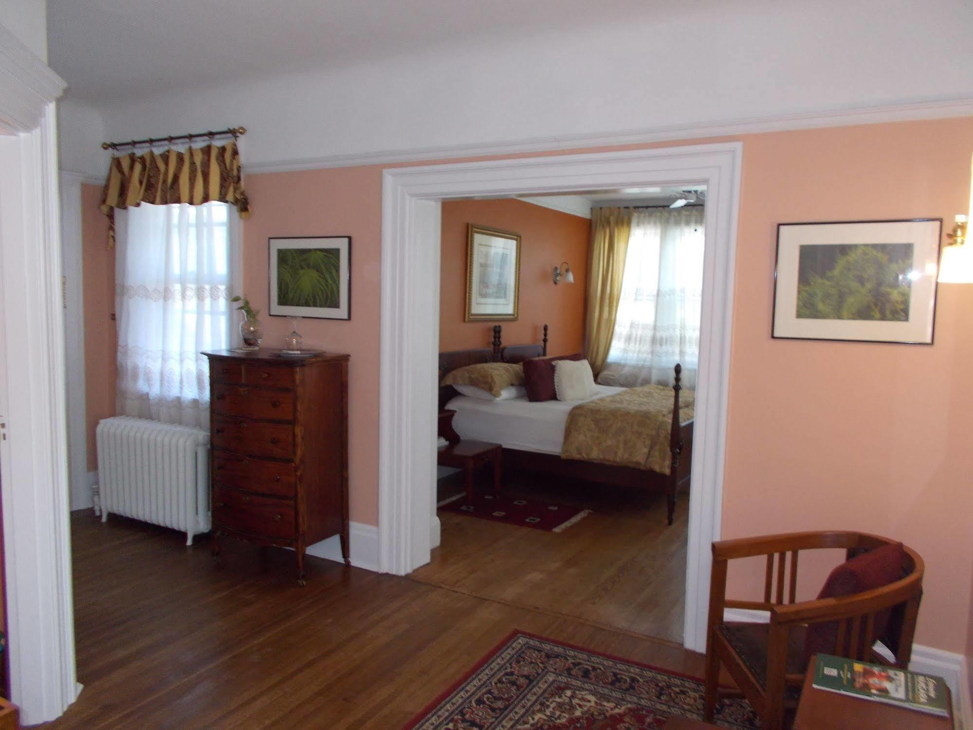 Springbank House Inn Sainte-Catherine 外观 照片